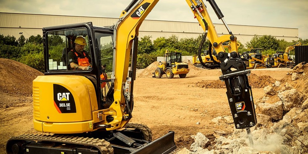 choosing a cat mini excavator